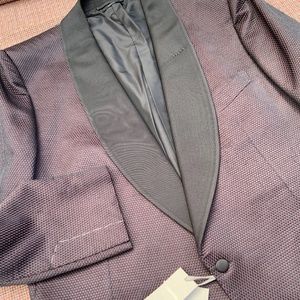 SOLD Tyler Perry’s $5k TOM FORD Shawl Collar Dinner Tuxedo Jacket 64L 64 Italy